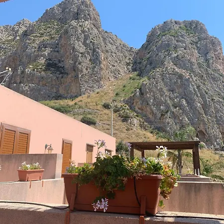 Makari, Rocca Pirciata ماكاري