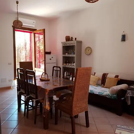 Makari, Villetta Rocca Pirciata *